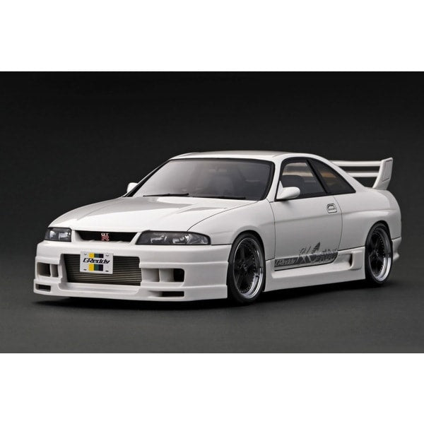 Ignition Model IG3129 1/18 GReddy GT-R BCNR33 Pearl White [Resin Model Car] - image 1