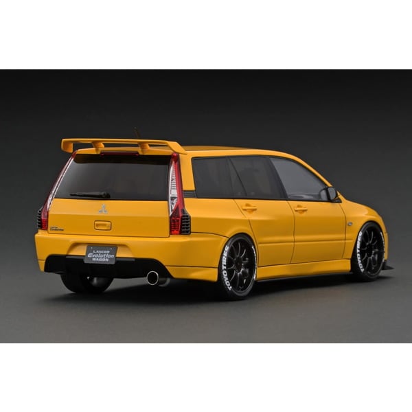 Ignition Model IG2773 1/18 Mitsubishi Lancer Evolution Wagon CT9W Yellow [Resin Model Car] - image 2