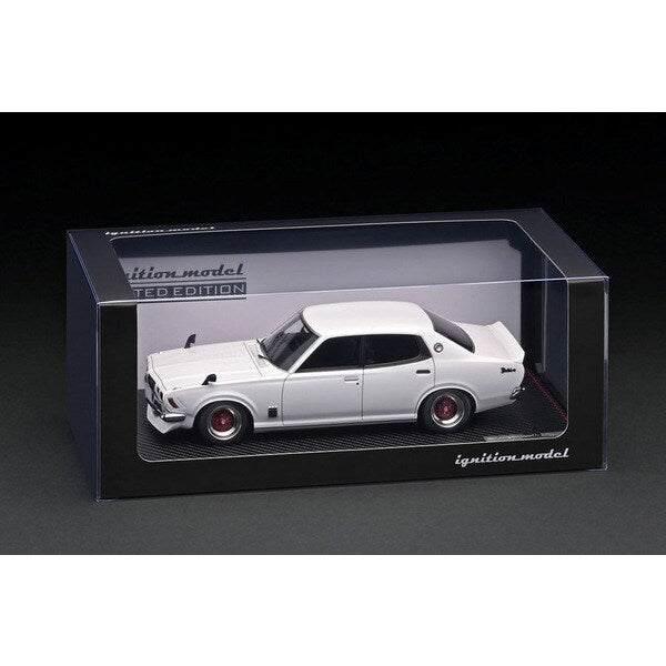 Ignition Model IG3167 1/18 Nissan Bluebird U 2000GTX G610 White with Engine [Resin Model Car] - image 7
