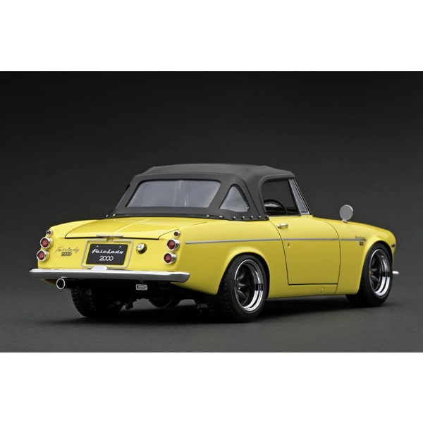 Ignition Model IG2714 1/18 Datsun Fairlady 2000 SR311 Yellow With Engine U20 Typewith Engine [Resin Model Car] - image 3