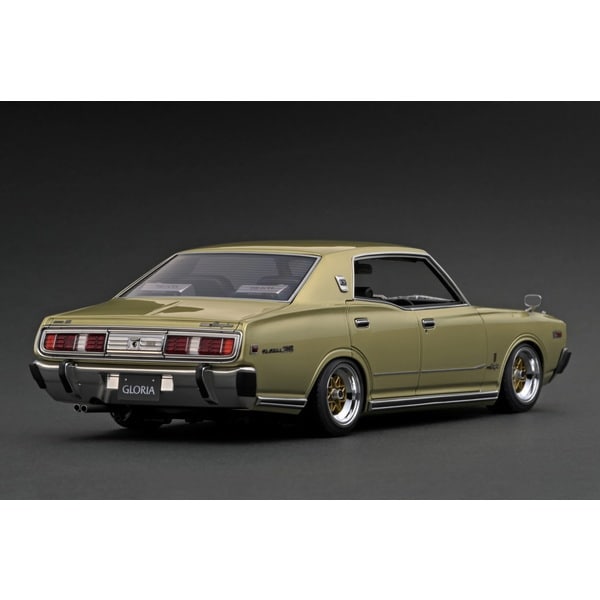 Ignition Model IG3554 1/18 Nissan Gloria Brougham 330 Gold [Resin Model Car] - image 2
