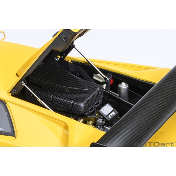 AUTOart 79138 1/18 Lamborghini Diablo GTR Yellow [Composite Diecast Model Car] - image 14