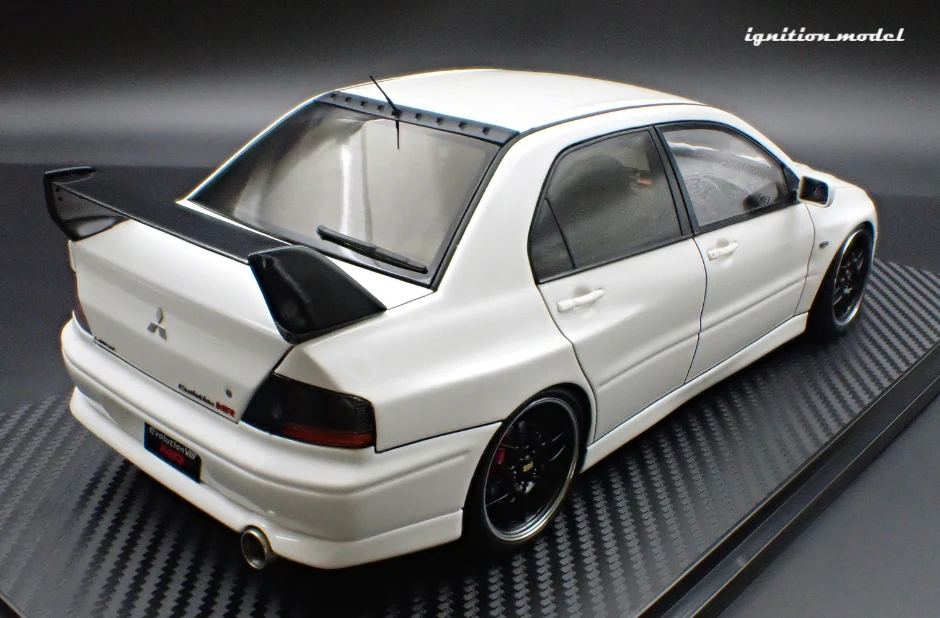 Ignition Model IG3835 1/18 Mitsubishi Lancer Evolution VIII MR CT9A White
