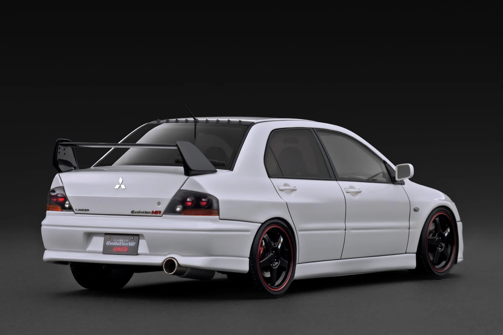 Ignition Model IG3836 1/18 Mitsubishi Lancer Evolution VIII MR CT9A White