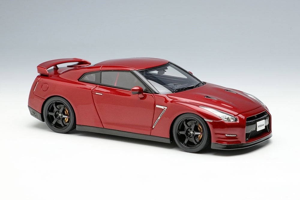 EIDOLON EM683A 1/43 Nissan GT-R Track Edition Nismo 2015 Gold Flake Red Pearl
