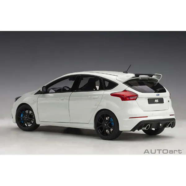 AUTOart 72951 1/18 Ford Focus RS White [Composite Diecast Mini Car]