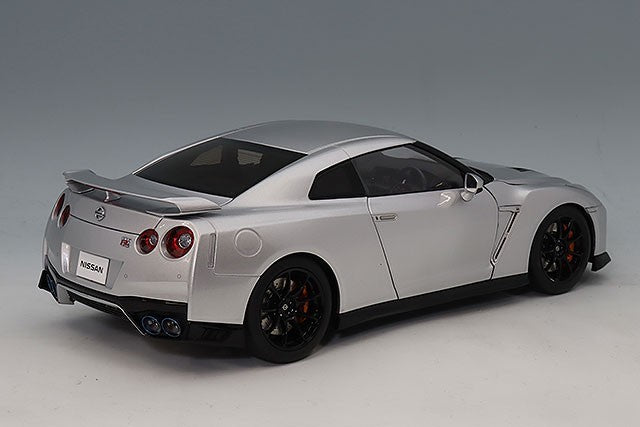 MOTORHELIX FS-M83505 1/18 Nissan GT-R R35 NISMO 2020 Silver Diecast