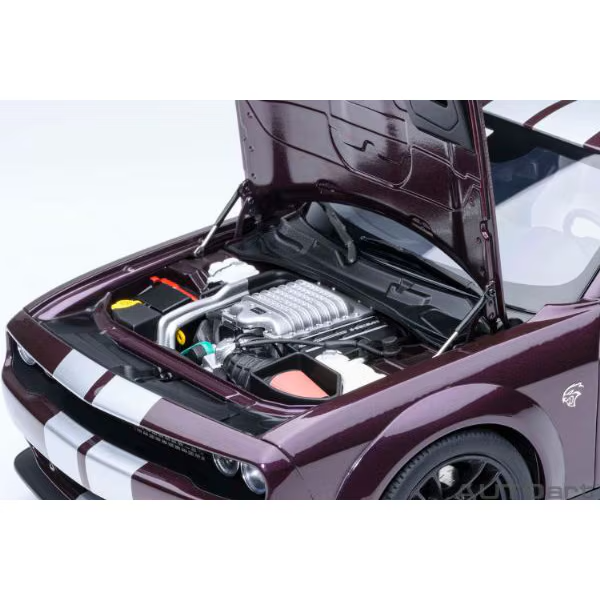 AUTOart 71762 1/18 Dodge Challenger SRT Jailbreak 2022 Purple Diecast