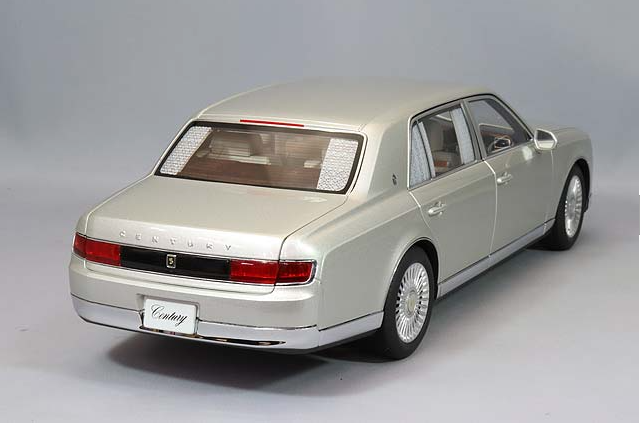 AUTOart 78770 1/18 Toyota Century Seika Radiant Silver Composite