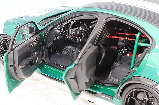 MOTORHELIX FS-M89014 1/18 Alfa Romeo Giulia GTAm #99 Green