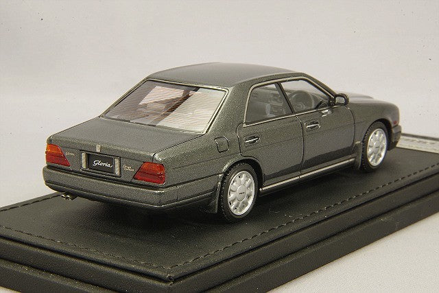 ignition model x Tomytec T-IG4317 1/43 Nissan Gloria Y32 Dark Gray Pearl