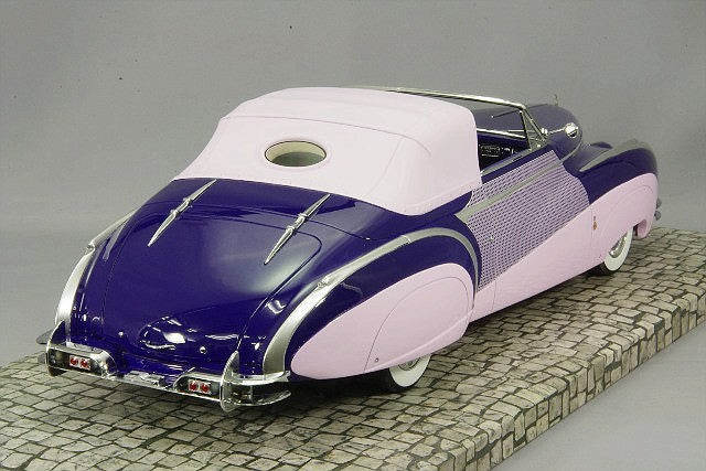 Minichamps MC107148460 1/18 Cadillac Series 62 Cabriolet Resin