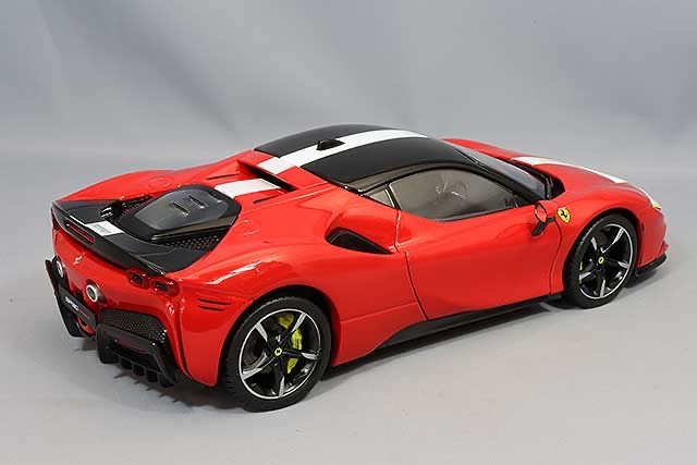 Bburago K18-16911R1 1/18 Ferrari SF90 Stradale Assetto Fiorano Red Diecast