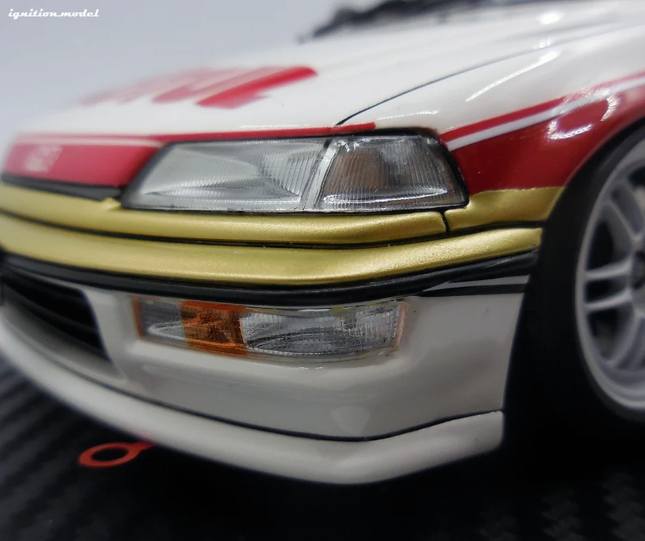 Ignition Model IG3123 1/18 Honda Civic SiR EF9 Circuit White/Red Resin