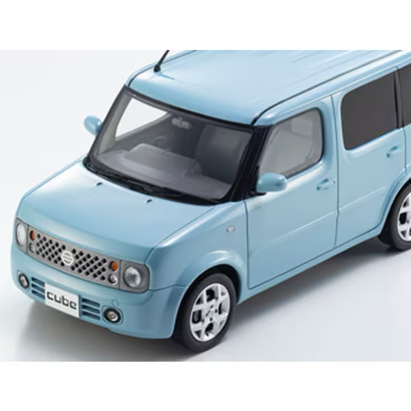 Kyosho KSR18060AB - 1/18 Nissan Cube Air Blue [Resin Cast Mini Car]