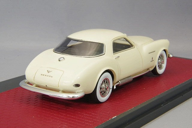 MATRIX MX50403-011 1/43 DeSoto Adventurer I Ghia Concept 1953 White Resin
