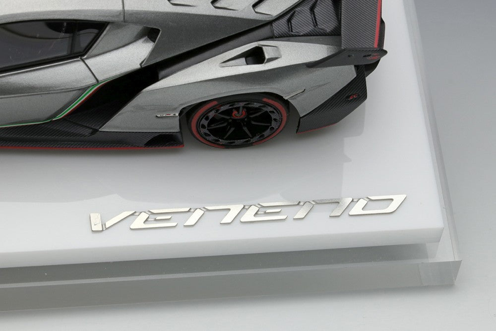 EIDOLON EM449A 1/43 Lamborghini Veneno 2013 (Grigio Metalluro / Red Accent)