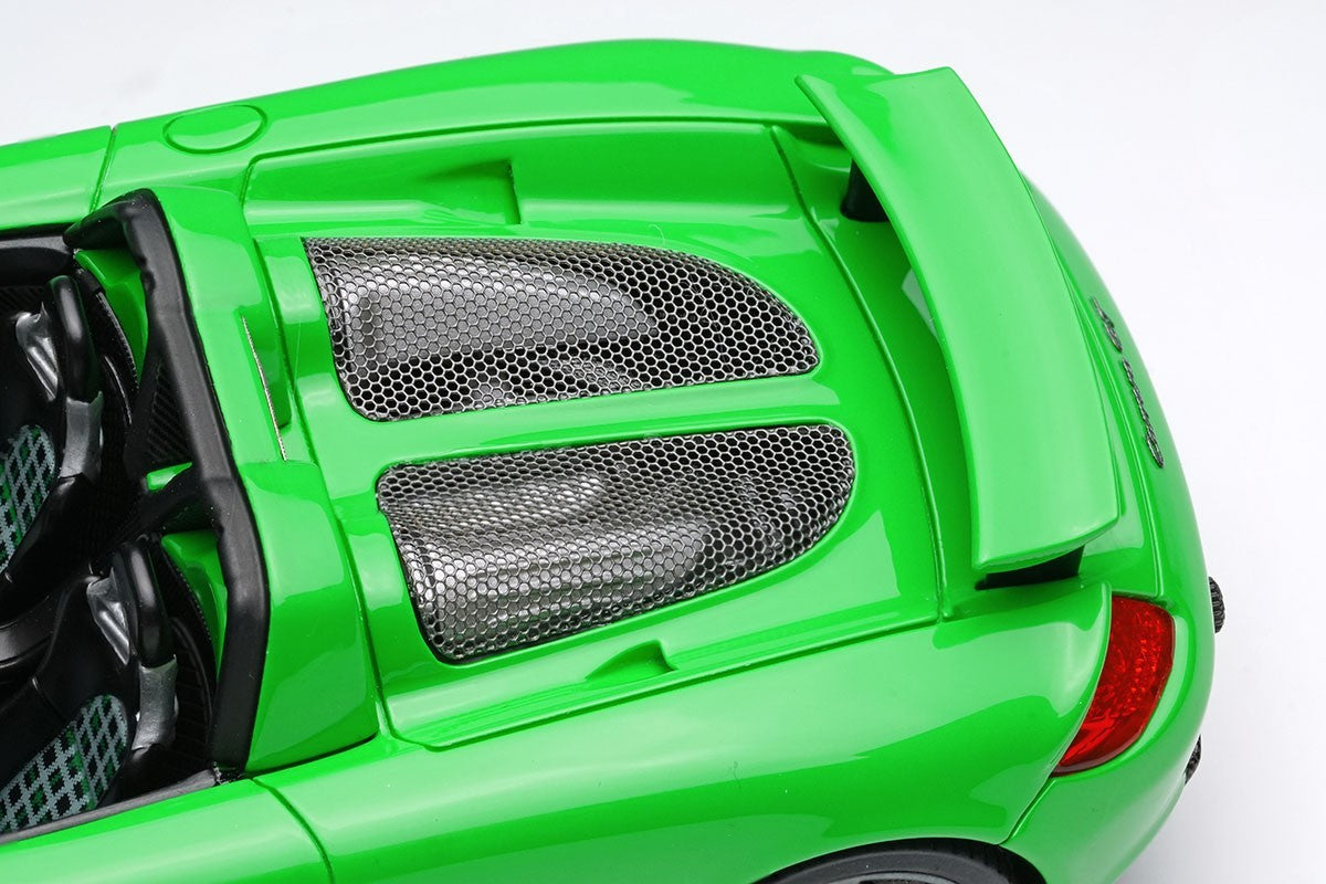 EIDOLON EM567H 1/43 Porsche Carrera GT 2004 (Rear Wing Up) (US spec) Viper Green