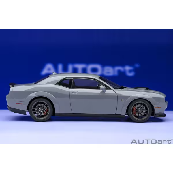 AUTOart 71774 1/18 Dodge Challenger R/T Scat Pack Widebody 2022 “Smoke Show”