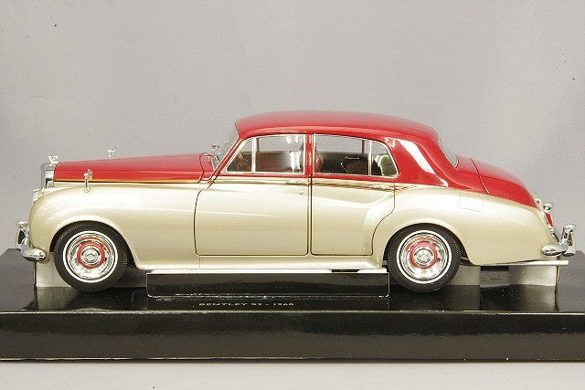 Minichamps MC100139950 1/18 Bentley S2 1960 Silver Red Die-cast
