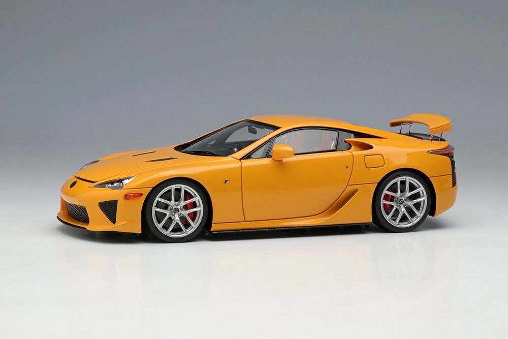 Make Up EIDOLON EM698D 1/43 Lexus LFA 2010 Rear Wing Up Orange Limited