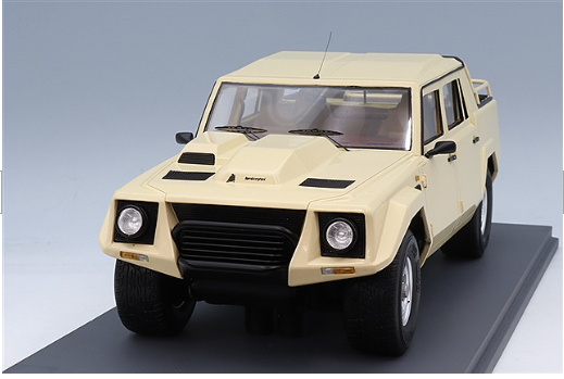 Schuco PRO.R18 SC450066800 1/18 Lamborghini LM002 Off-Road Sand Resin