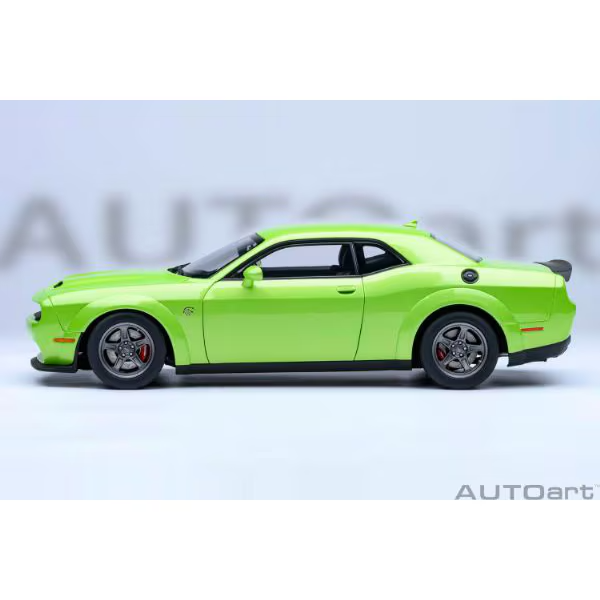 AUTOart 71769 1/18 Dodge Challenger SRT Super Stock 2023 Green Diecast