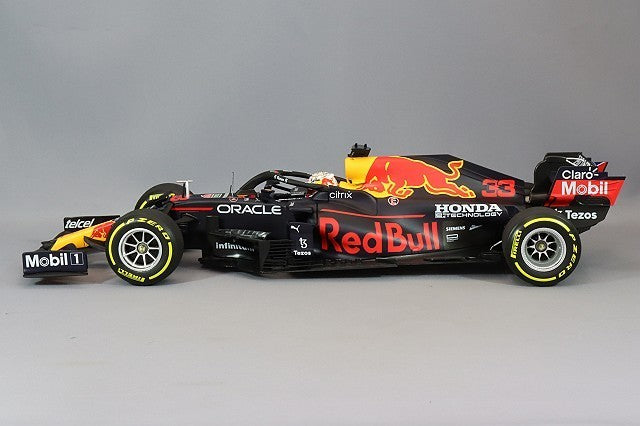 Minichamps MC110211933 1/18 Red Bull RB16B Mexico Winner 2021