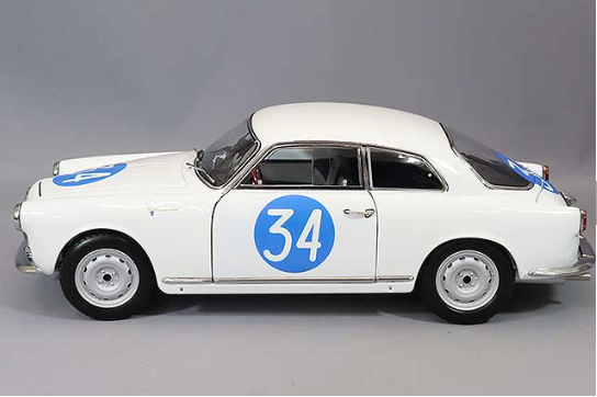 Kyosho KS08957C 1/18 Alfa Romeo Giulietta SV 1960 #34 Livery Diecast