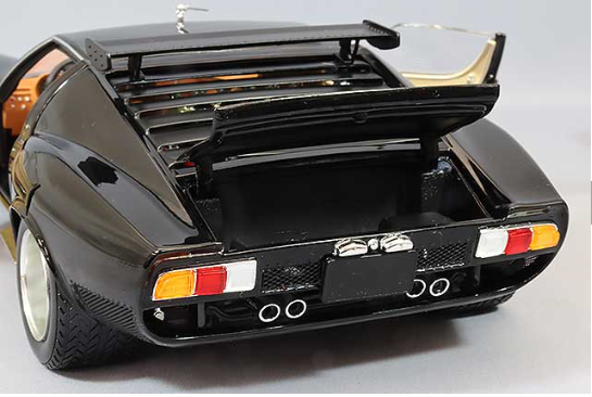 Kyosho KS08319BKG 1/18 Lamborghini Miura SVR Legendary Black Diecast