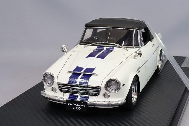 Ignition Model IG2707 1/18 Datsun Fairlady 2000 SR311 Roadster White/Blue