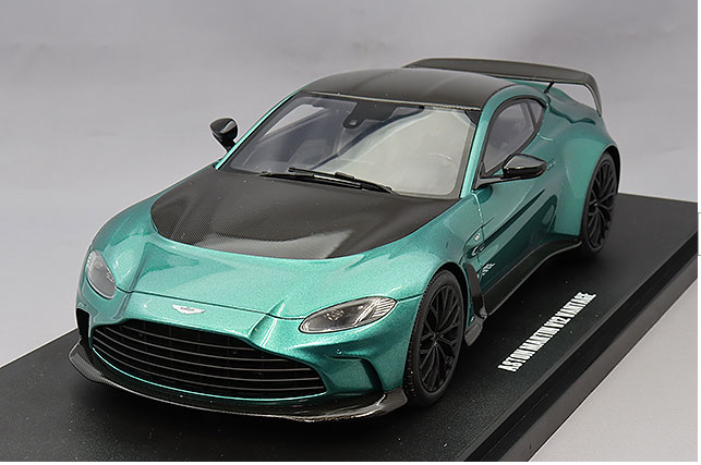 GT Spirit GTS922 1/18 Aston Martin V12 Vantage Coupe 2023 Green Resin