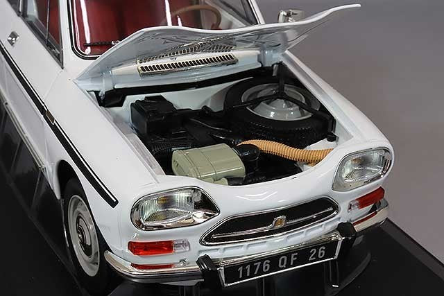Norev NO181679 1/18 Citroen Ami Super 1974 Meije White Die-cast