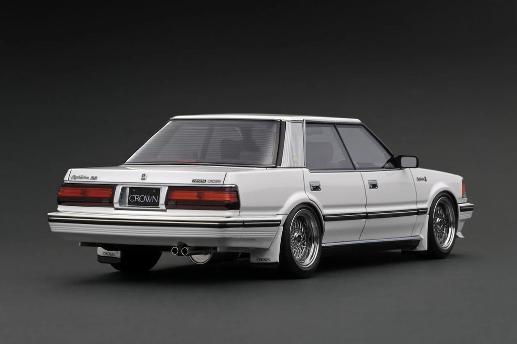 Ignition Model IG3823 1/18 Toyota Crown 2.8 Royal Saloon G White Resin