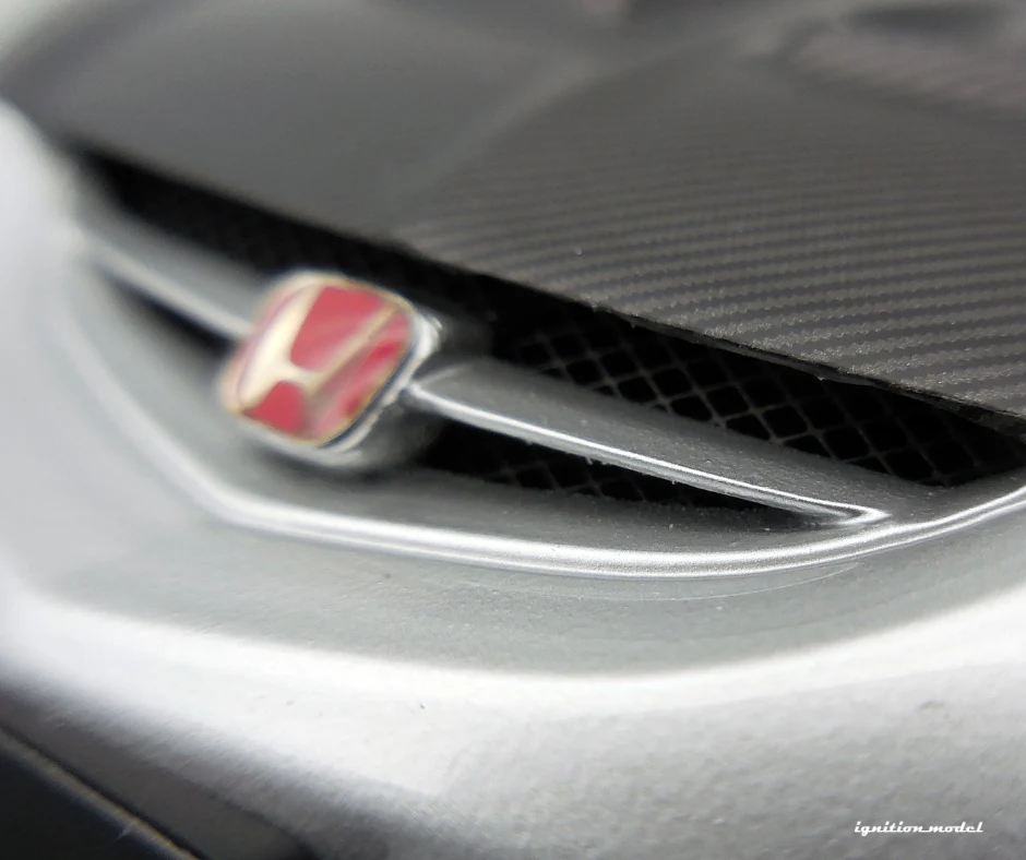 Ignition Model IG3325 1/18 Honda Integra Type R DC5 Mugen Silver Resin