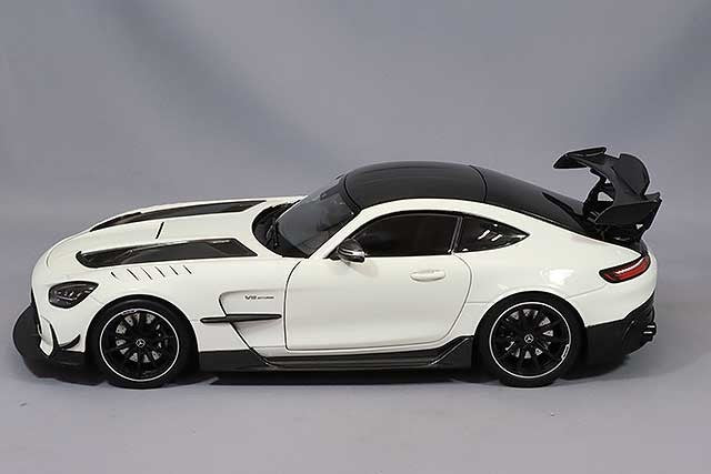 Minichamps MC110032020 1/18 Mercedes-AMG GT 2021 Die-cast