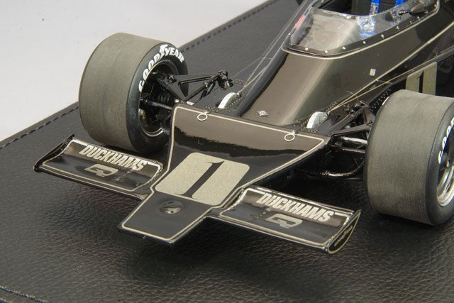 TOPMARQUES GRP094A 1/18 Lotus 76 1975 F1 #1 Peterson Multi Color Resin
