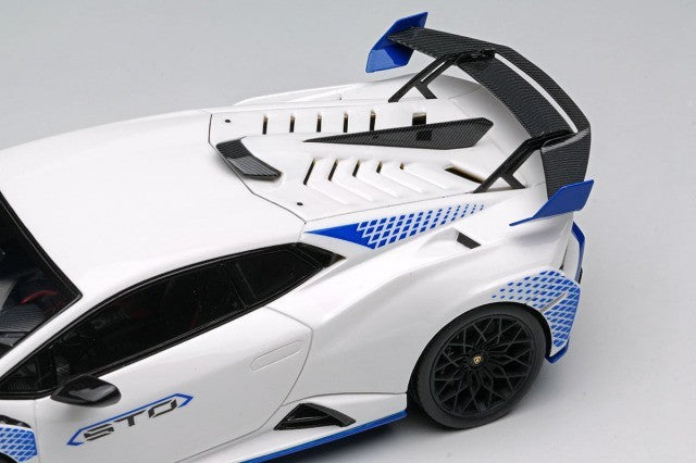 EIDOLON EM737G 1/43 Lamborghini Huracan STO 2021 White Blue Resin