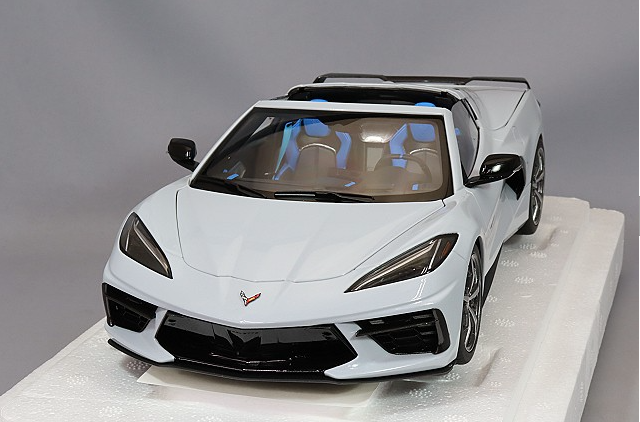 AUTOart 71284 1/18 Chevrolet Corvette C8 Stingray Z51 Gray Metallic