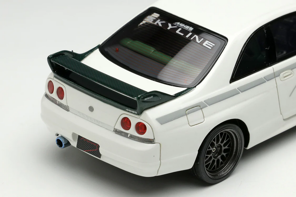 EIDOLON EM680 1/43 Built By Legends Mine’s Skyline GT-R BCNR33 Resin Model