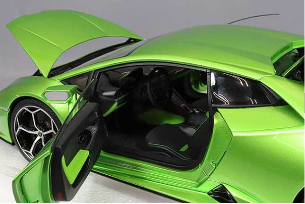 AUTOart 79215 1/18 Lamborghini Huracan EVO Coupe N/A Pearl Green