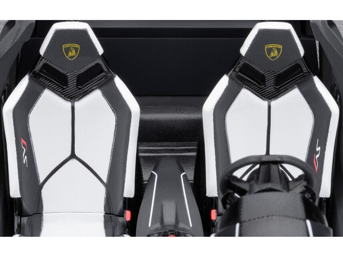 AUTOart 79217 1/18 Lamborghini Aventador SVJ – Pearl White (Composite Diecast)