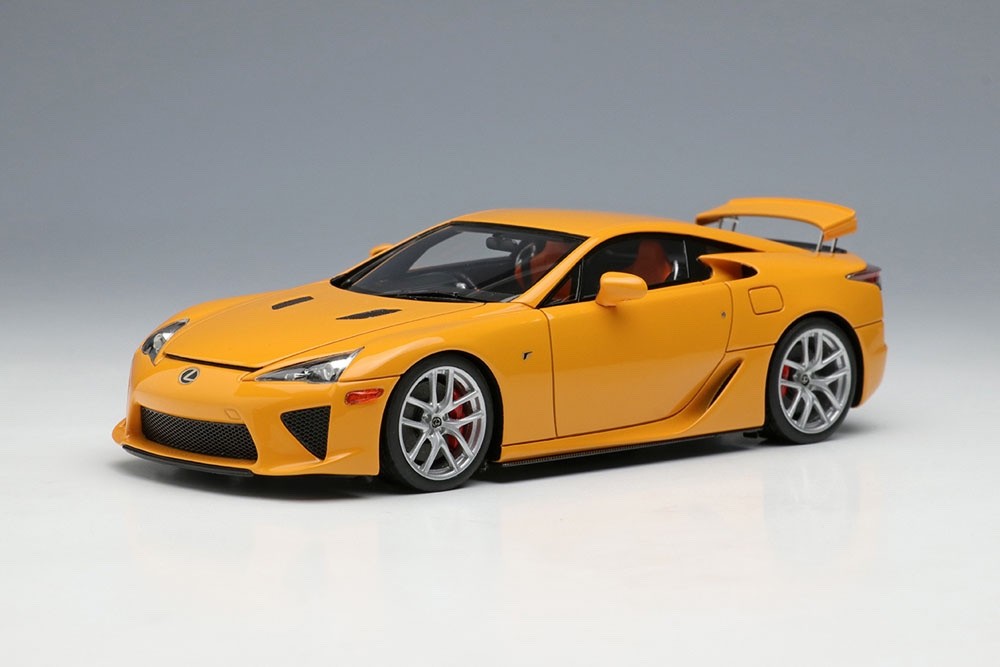Make Up EIDOLON EM698D 1/43 Lexus LFA 2010 Rear Wing Up Orange Limited
