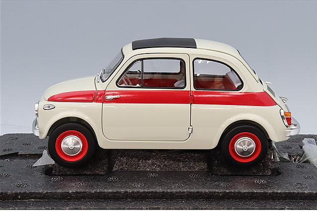 Kyosho KS08966SLG 1/18 Fiat Nuova 500 Abarth Record Green Clear Spec