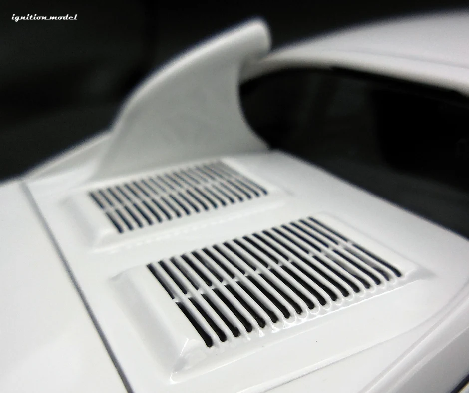 Ignition Model IG3336 1/18 Toyota MR2 SW20 GT Wing CE28 White Resin