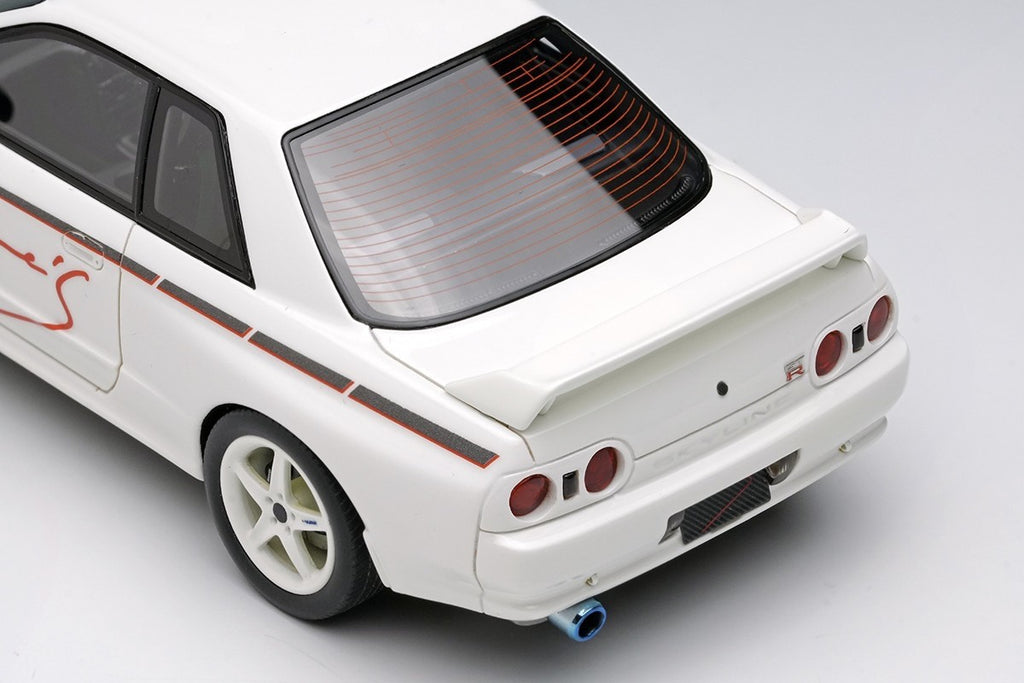 Make Up EIDOLON EM644B 1/43 Mines Skyline GT-R BNR32 N1 White 5-Spoke Wheels