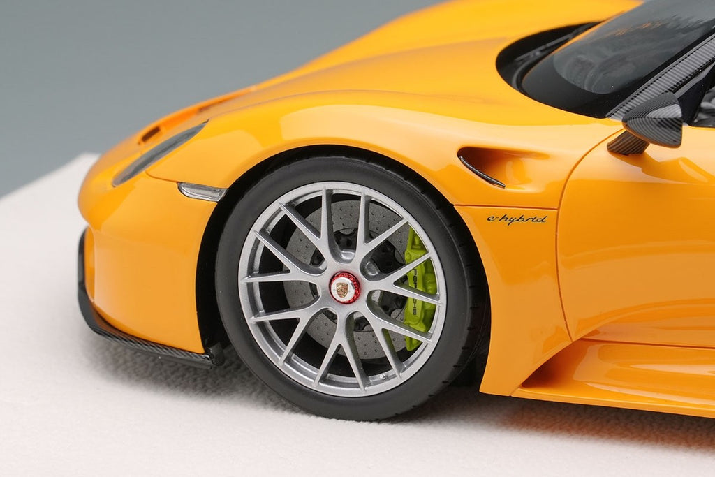 EIDOLON EML089C 1/18 Porsche 918 Spyder Weissach Package 2011 Signal Yellow