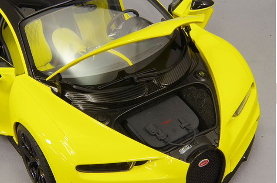 AUTOart 70994 1/18 Bugatti Chiron 2017 Yellow/Black Hypercar