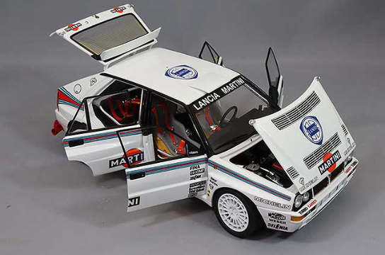 Kyosho KS08348G 1/18 Lancia Delta Integrale Evo Test Car White Diecast