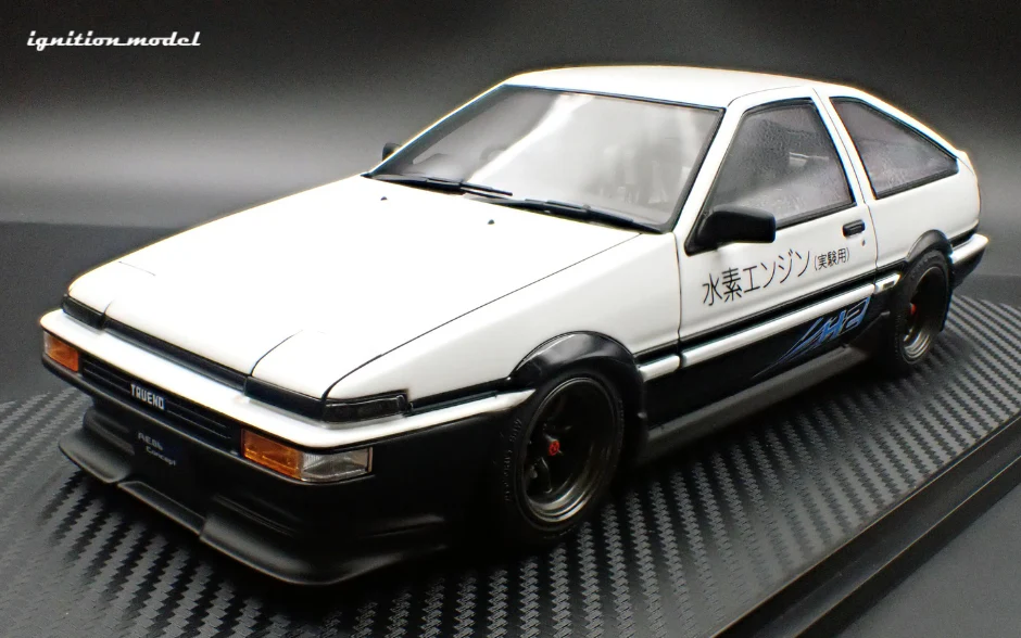 Ignition Model IG3809 1/18 Toyota Sprinter Trueno AE86 H2 White/Black Resin